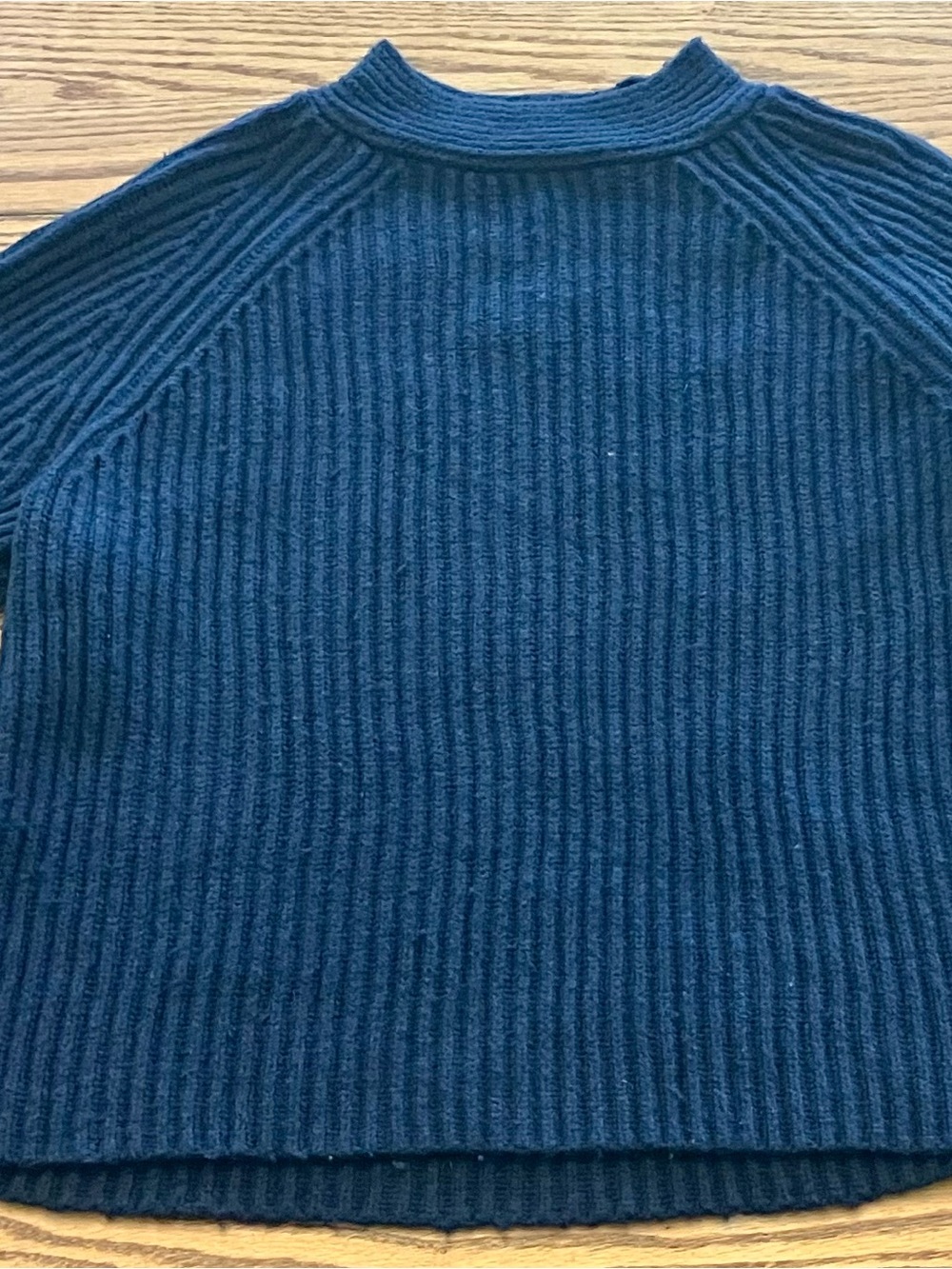 Women’s Banana Republic Ribbed Crewneck Sweater in Deep Teal
